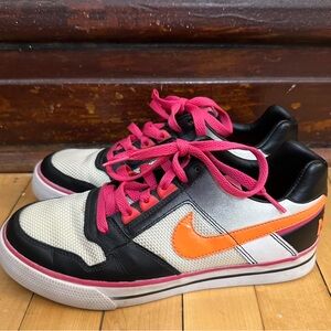 Nike Delta Force sneakers Size 8. Pink, Black and orange.